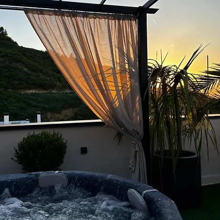 Sunscape Penthouse Apartment *