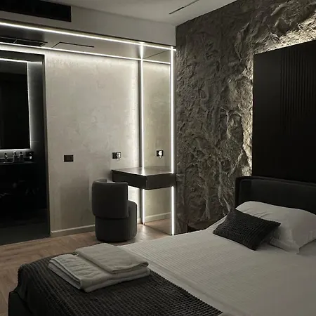 Sunscape Penthouse Tirana